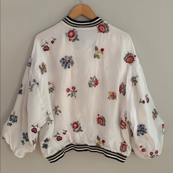 Johnny Was Kitty Reversible Bomber Jacket Size Medium Embroidered Floral - Picture 8 of 16